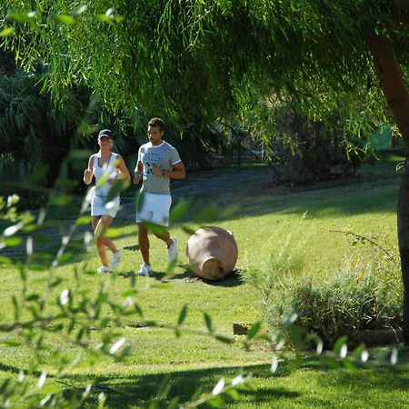 Valtur Baia Del Gusmay Beach Resort Peschici Bagian luar foto